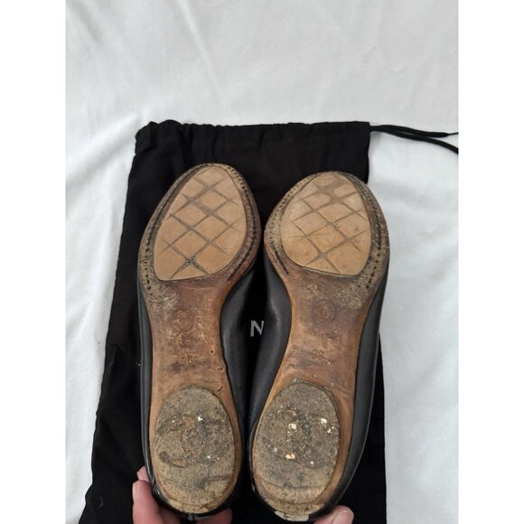 Chanel Women's Flats Ballerinas Black Logo CC Leather 36 - Picture 9 of 11